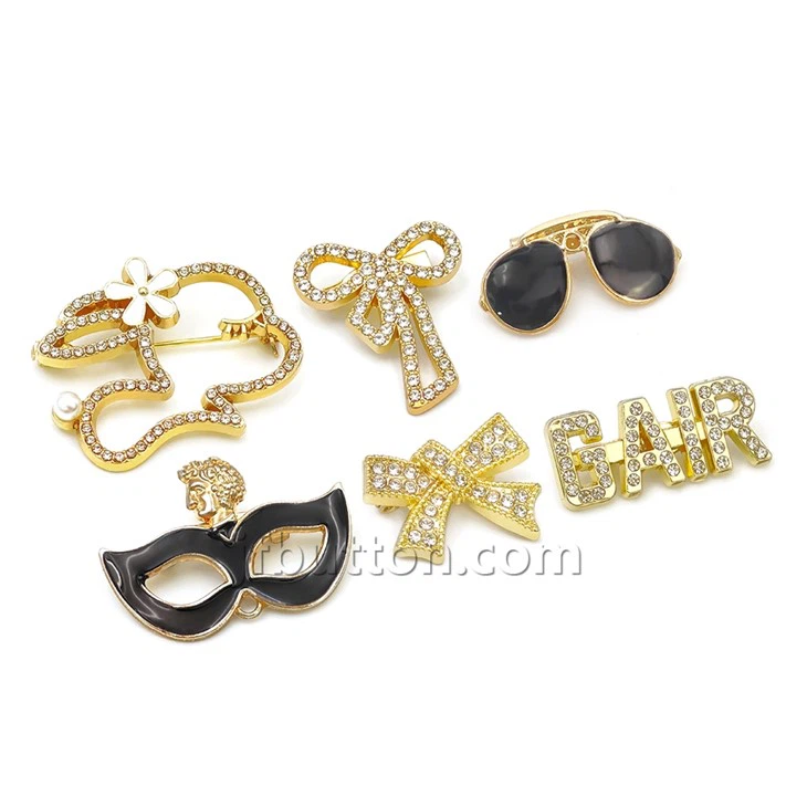 Gold Women's Suit Lapel Pin