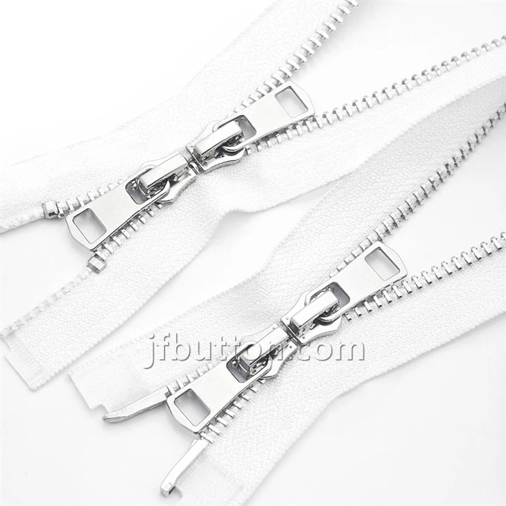 Two Way Separating Zipper Metal