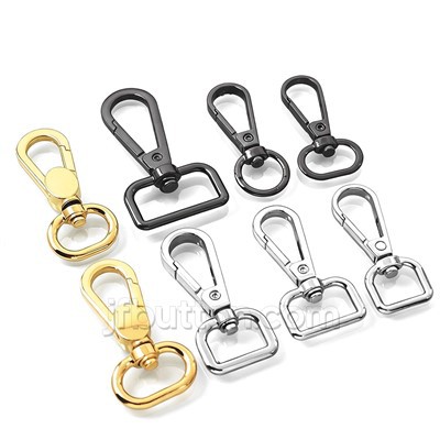 360-градусова щипка за каишка за кучета